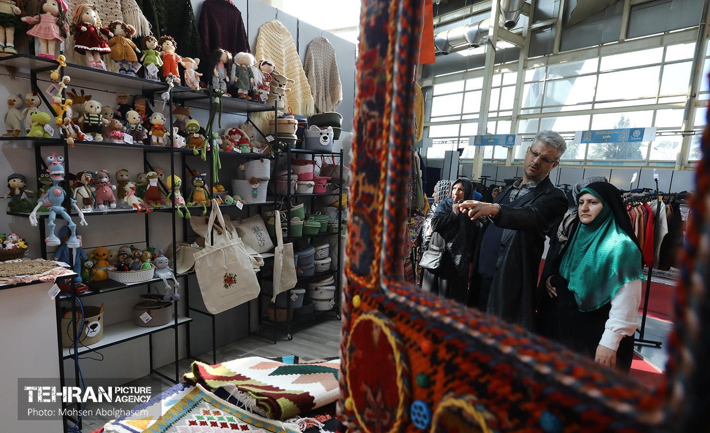 بیست و دومین نمایشگاه زنان و تولید ملی 3