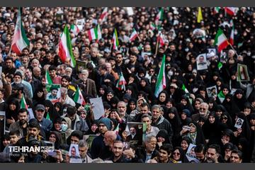 تشییع پیکر سردار شهید علی‌محمد نائینی