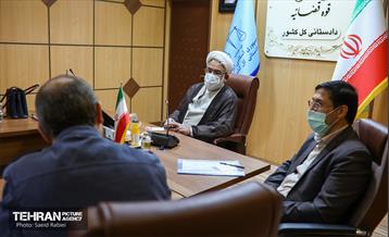 جلسه اعضای کمیسیون نظارت و حقوقی شورا با دادستان کل کشور 6