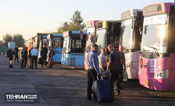آیین بدرقه کاروان اعزامی اتوبوس های خادم الحسین (ع) 17