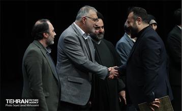 آیین تجلیل از فعالان بازسازی ها بعد از جنگ ۱۲ روزه 4