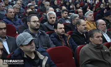 دیدار صمیمانه شهردار تهران با پرسنل منطقه 13 24