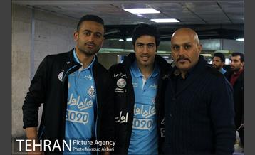 حال خوب استقلالی ها در راه اصفهان