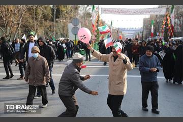 راهپیمایی ۲۲ بهمن در تهران -۲ 6