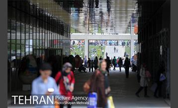 دومین روز از بیست و نهمین نمایشگاه بین المللی کتاب تهران 33