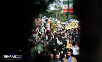 مراسم تشییع پیکر شهید سردار عباس نیلفروشان - ۱ 11