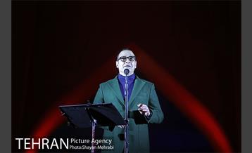 کنسرت آنلاین علیرضا قربانی در میدان آزادی 21