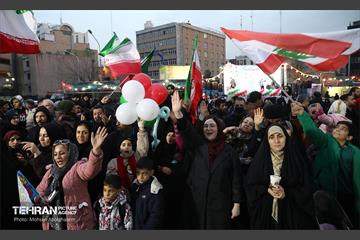 جشن نیمه‌شعبان در میدان ولی‌عصر (عج) - 3 12