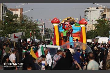 مهمانی ۱۰ کیلومتری عید غدیر در تهران - 3 47