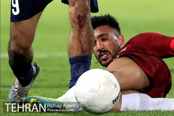 دیدار تیم های فوتبال پیکان و شهر خودرو 26