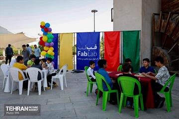 کارگاه فناوری و ساخت «فب‌لب» در باغ کتاب 2