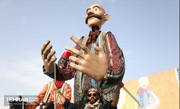 اجرای کارناوال نوروزی لبخند بهار در بوستان دانشجو 14