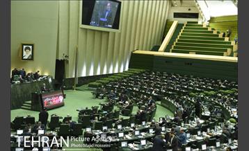 حضور شهردار تهران در جلسه علنی مجلس شورای اسلامی 25