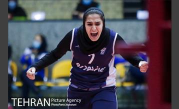 دیدار تیم های والیبال زنان پیکان و سایپا 1