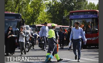 خدمات شهرداری تهران به نمازگزاران در عید سعید فطر  26