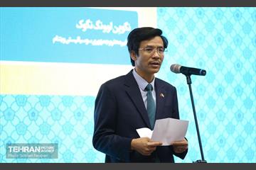 افتتاح نمایشگاه عکس ویتنام در ایستگاه مترو تجریش 21