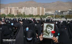 مراسم تشییع و خاکسپاری دوشهید گمنام دفاع مقدس در دریاچه چیتگر 71