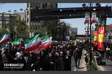 اجتماع مردمی در اربعین رهبر شهید انقلاب - 3 17