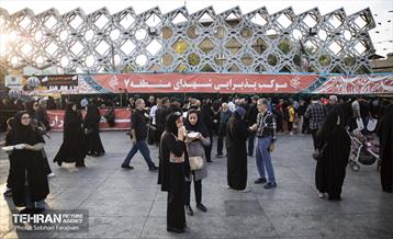 آیین بدرقه جاماندگان اربعین در میدان امام حسین(ع) 35