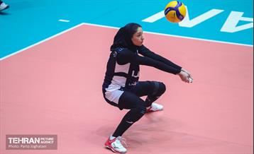 دیدار دو تیم والیبال زنان مهرسان و پیکان تهران 16