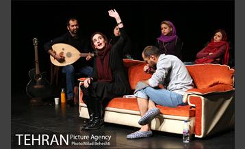 نمایش کاناپه‎ 9