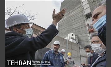 بازدید فتاح رئیس بنیاد مستضعفان از ساختمان پلاسکو 21