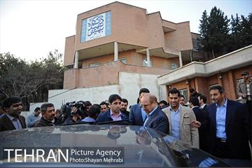 حضور شهردار تهران در دانشگاه شهید بهشتی در روز دانشجو 30