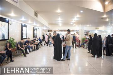 ٖپردیس سینمایی تماشا‎ 16