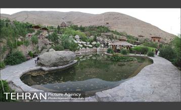 عصر تابستانی در بوستان آبشار تهران 9