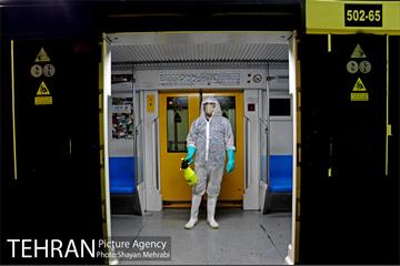 عملیات ضد عفونی کردن مترو تهران 8