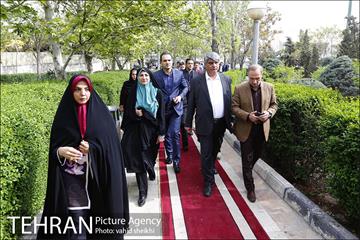 مراسم پاسداشت اقدام ارزنده دکتر هومن اردبیلی 11