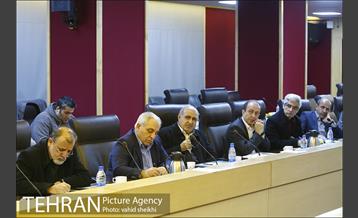 نشست هم اندیشی مشترک اعضای شورای اسلامی شهر و شهردار با حضور اعضای هیت علمی کنفرانس بین المللی ترافیک 3