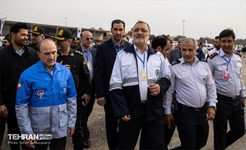 بازدید شهردار تهران از مانور تمرین اسکان اضطراری 16