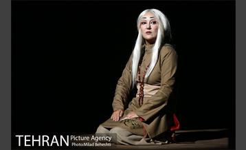 نمایش افسون معبد سوخته‎ 2