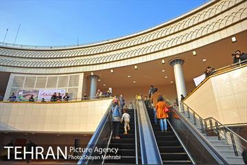 افتتاح "ایوان انتظار" با حضور شهردار تهران 18