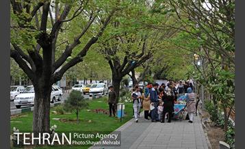 نوروزگاه هنر در پیاده‌راه بلوار کشاورز 33