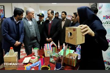 اولین دوره مسابقات کاردستی با مواد بازیافتی 24