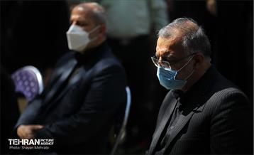 نواخته شدن زنگ دانش آموز شهید در قطعه شهدای گمنام 6