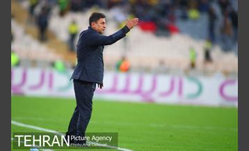 دیدار تیم های استقلال تهران و سپاهان اصفهان 10