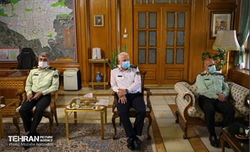 نشست شهردار تهران با فرمانده نیروی انتظامی 3