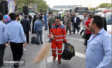 خدمات‌رسانی شهرداری تهران در نماز عید فطر مصلی تهران 34
