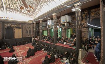 حسینیه سادات اخوی را قدیمی‌ترین حسینیه ایران می‌نامند که توسط حاج سیدابراهیم تقوی معروف به اخوی در زمان فتحعلی شاه قاجار در محله عودلاجان تهران احداث شد.