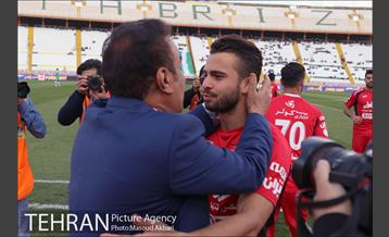 دیدار تیم های فوتبال ماشین سازی و پرسپولیس