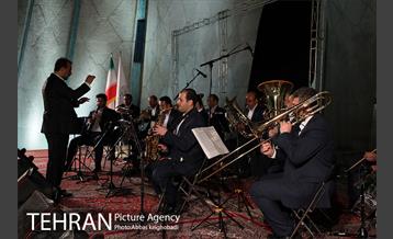 پرواز ۱۷۹ فانوس در آسمان به یاد ۱۷۹ شهید بهمن ماه ۵۷  7