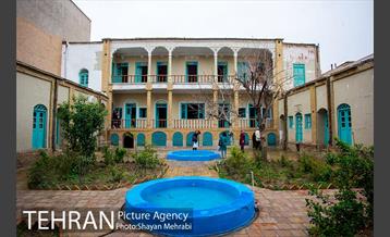 خانه موتمن الاطبا 5