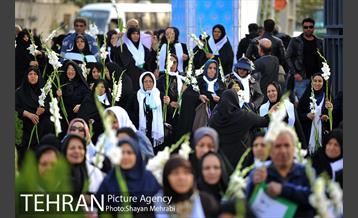 پیاده روی و گردهمایی سالمندان با حضور شهردار تهران 12