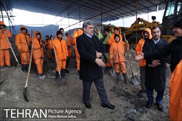 بازدید شهردار تهران از ستاد برف روبی شهرداری منطقه شش 6