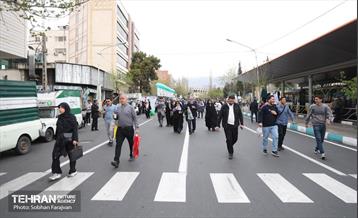 خدمت‌رسانی شهرداری تهران به نمازگزاران عید فطر در مصلی تهران 20