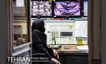 عبادت و خدمت؛ ایستگاه مترو امام خمینی(ره) 30