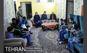 برنامه شب یلدا همراه شهردار تهران در موسسه خیریه بهشت امام رضا(ع) 4